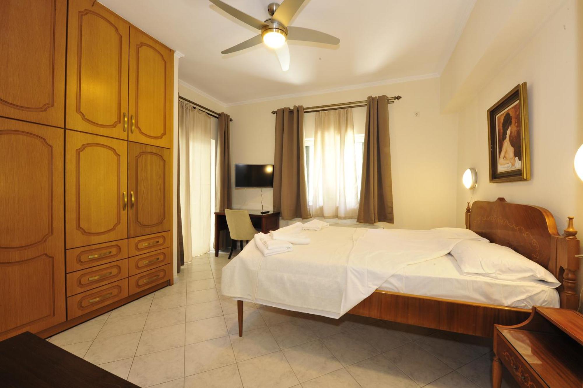 Peloponeese Corinthos Seaside Villa For Short Rent Exterior photo